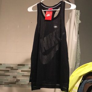 Nike tank